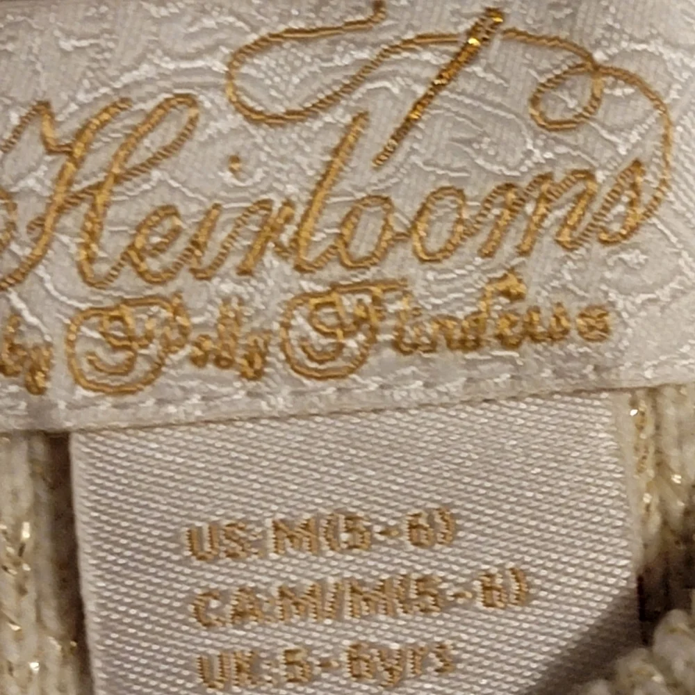 Heirloom by Polly Flinders S/5-6
